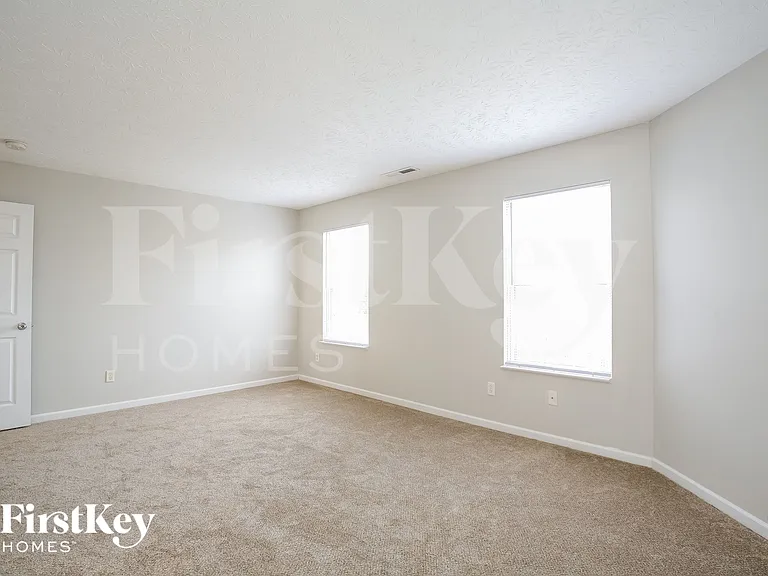 2608 Liatris Dr — Photo 9