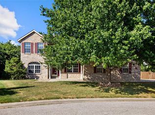 965 Millikin Dr, Fairview Heights, IL