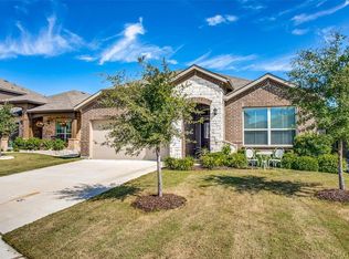 15800 Oak Pointe Dr, Fort Worth, TX 76177