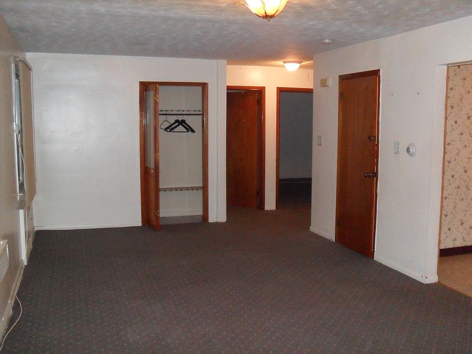 2nd image of 214 Evergreen Ave