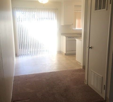 3rd image of 4815 College Oak Dr APT 02