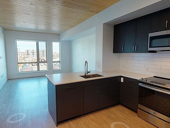 4th image of 3102 W 17th Ave #345