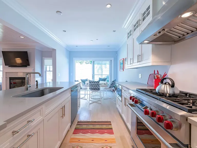 105 High Pond Ln — Photo 10