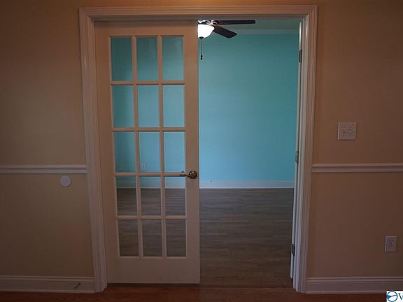 5th image of 121 Legacy Trace Dr
