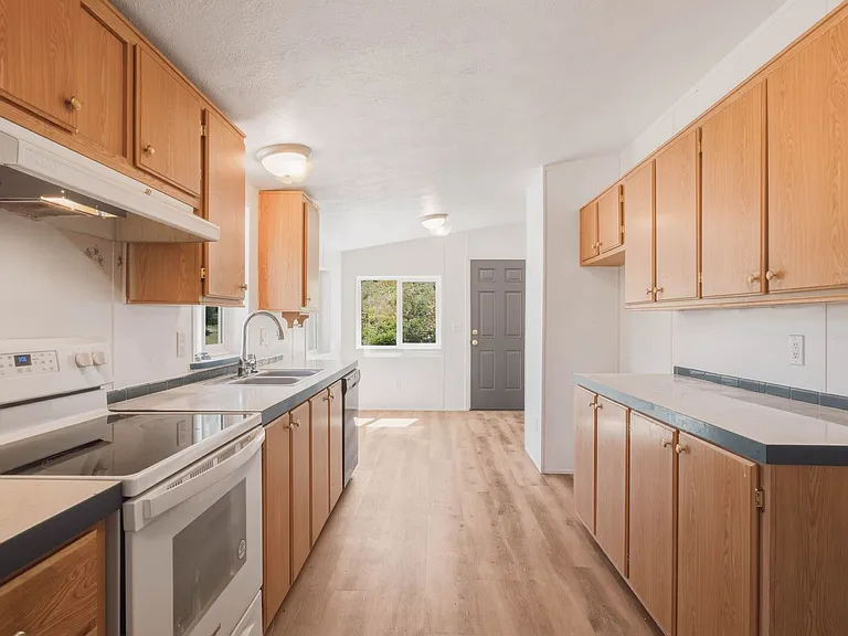 9192 Olalla Canyon Rd — Photo 6