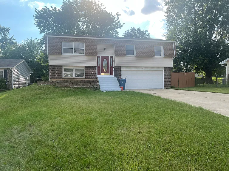 1772 Frank Ct — Photo 1