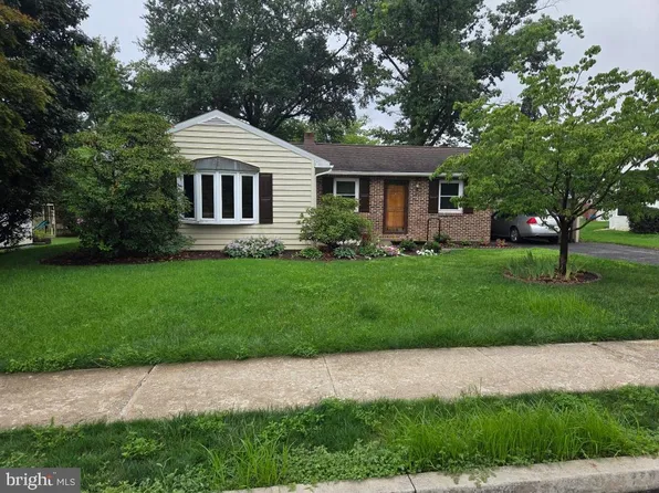 340 E Marion St, Lititz, PA 17543