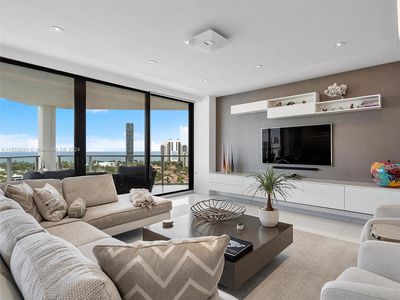 19500 Turnberry Way APT 18A, Aventura, FL, 33180