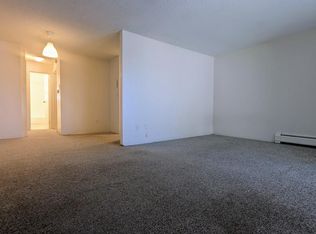 2290 S Oneida St APT 205, Denver, CO 80224