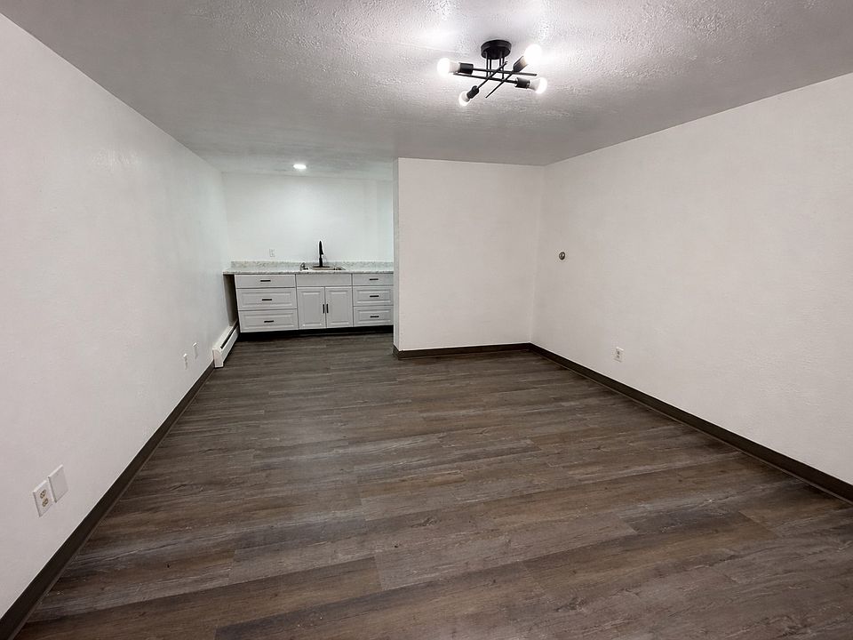 1st image of 2199 S Linn Ave #1