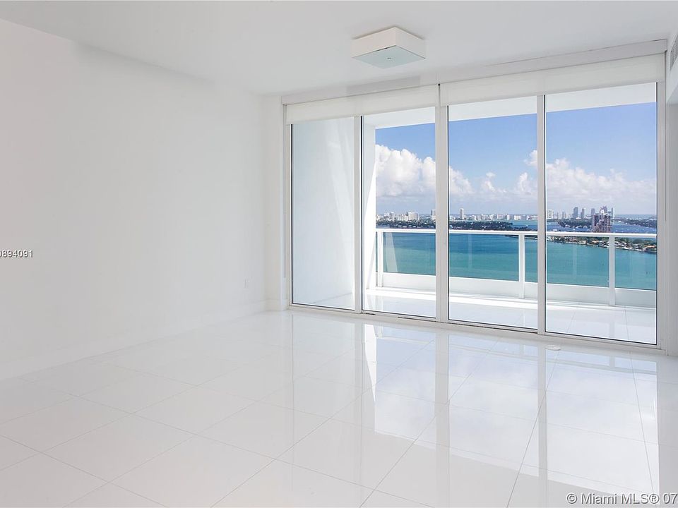 1st image of 2020 N Bayshore Dr APT 2605