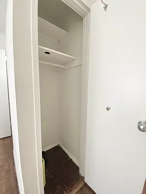 Rented by Bond New York | media 35