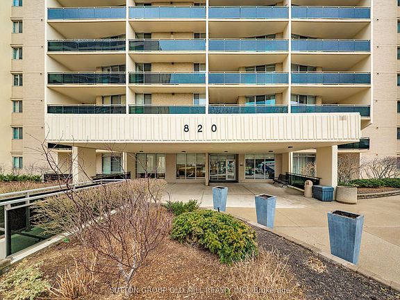 2nd image of 820 Burnhamthorpe Rd #708