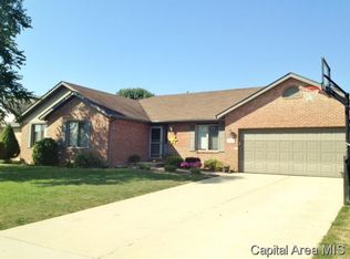 2301 Palo Alto Dr, Springfield, IL 62711