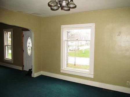4th image of 460 Prospect Ave