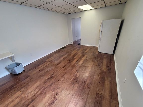 3rd image of 24 Howard St APT 2