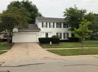 7308 Devereux Rd, Downers Grove, IL 60516