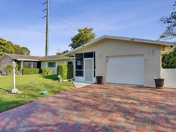 3rd image of 5965 Los Alamos Lane