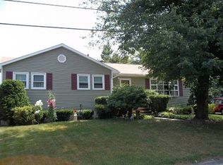 7 Cochrane Cir, Methuen, MA 01844