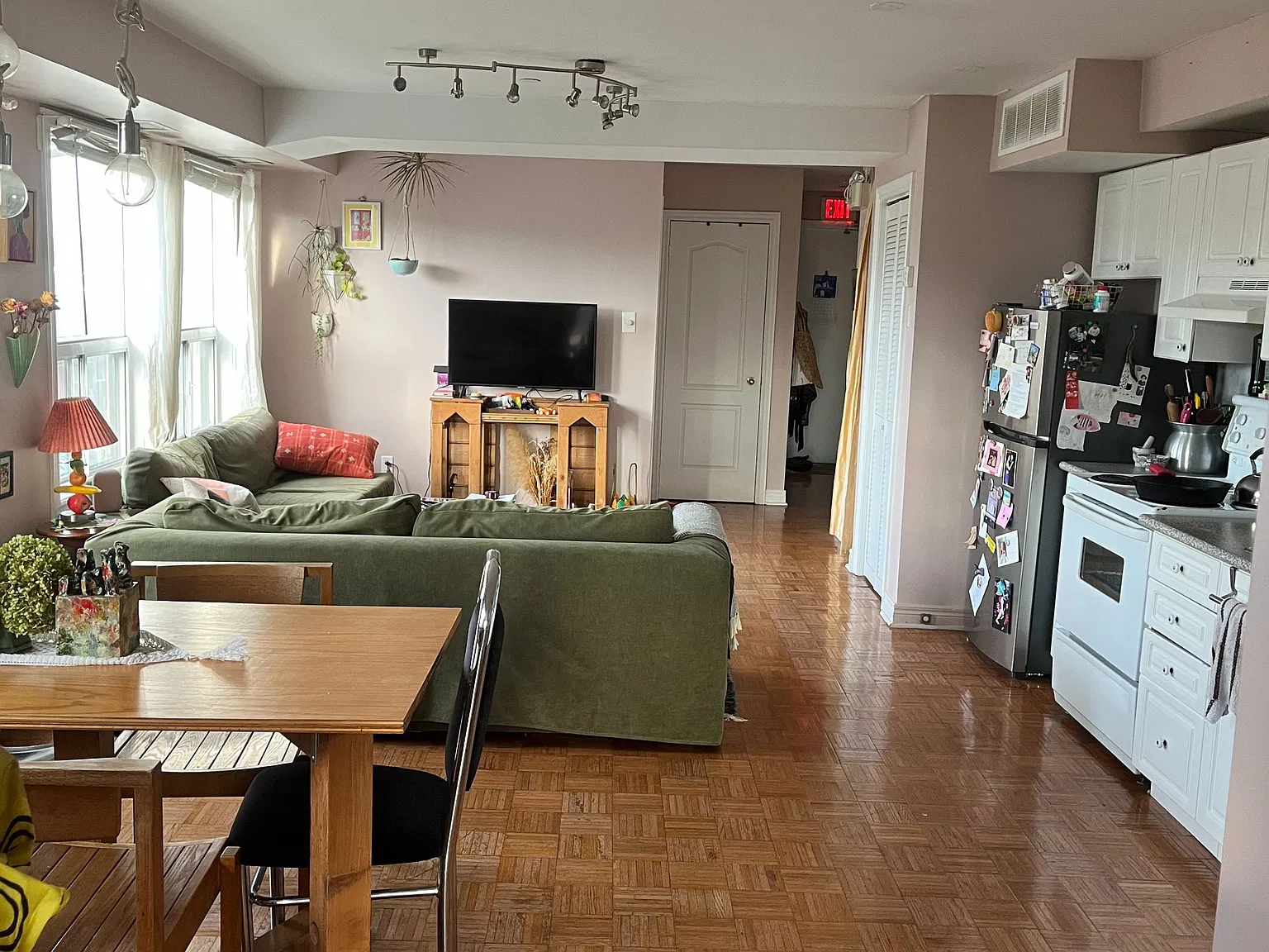 2 bed, $3,000 — Photo 2