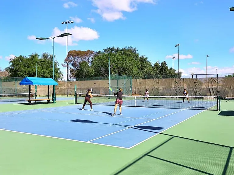 18 tennis courts (lighted), Adult tennis leagues
Adult, Junior & Senior tennis lessons
Private tennis lessons for juniors and adults
Ball machine rentals
Tennis tournaments
Adult tennis drop-in doubles
Racquetball & Squash
Junior match-play