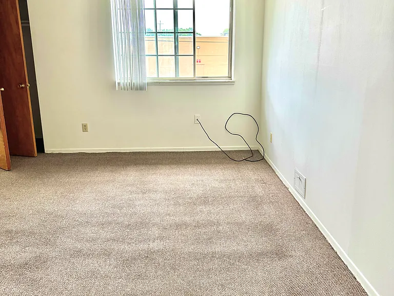 5680 George St #3 — Photo 15