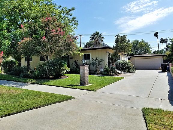 Driveway / Garage Access