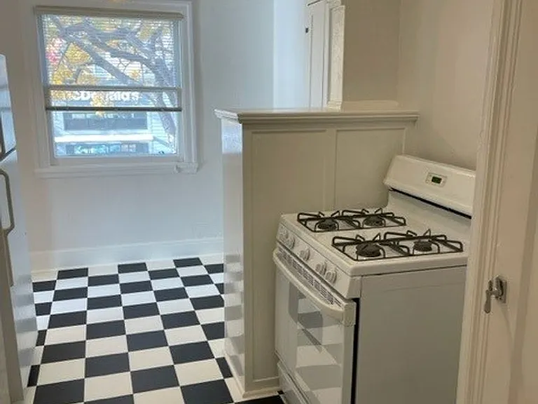 725 Central Ave #202 — Photo 1