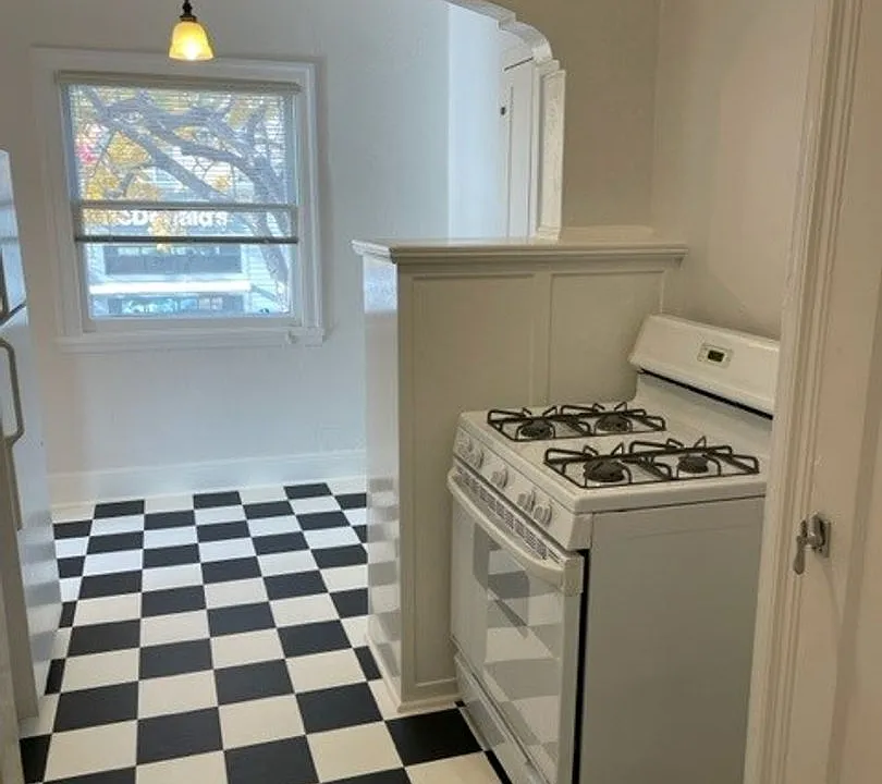725 Central Ave #202