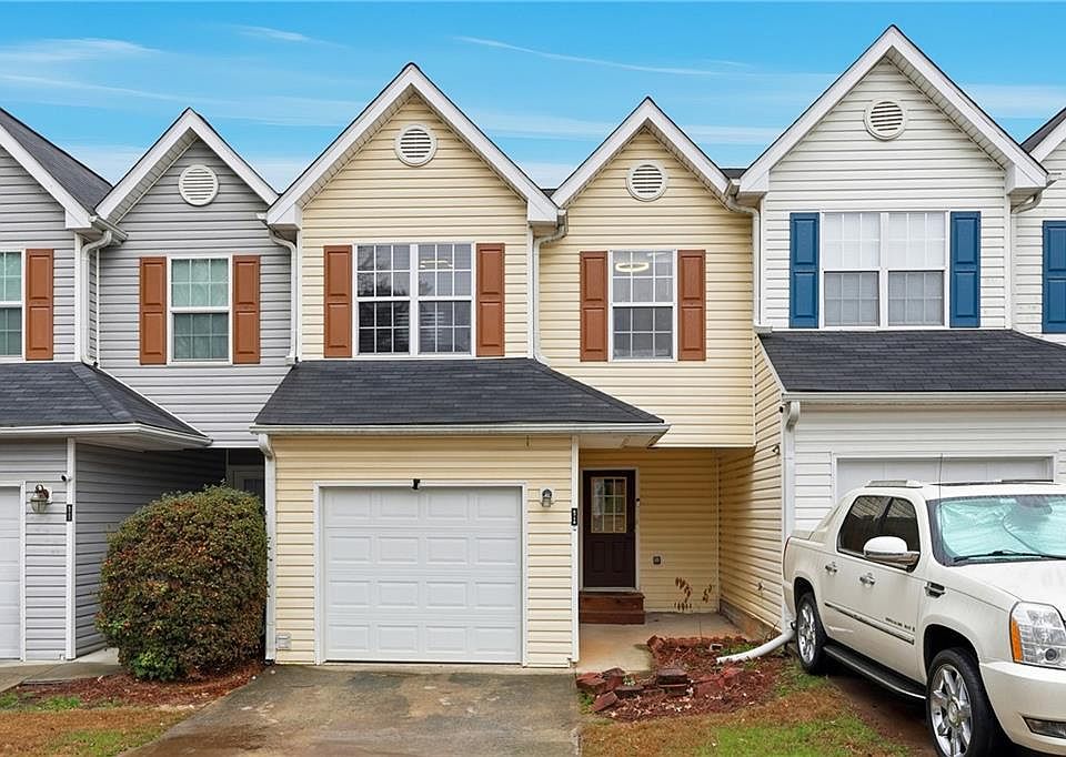 1st image of 6710 Gallant Ct SE #31