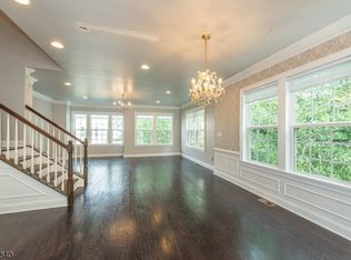 27 Truman Dr, Wood Ridge, NJ 07075
