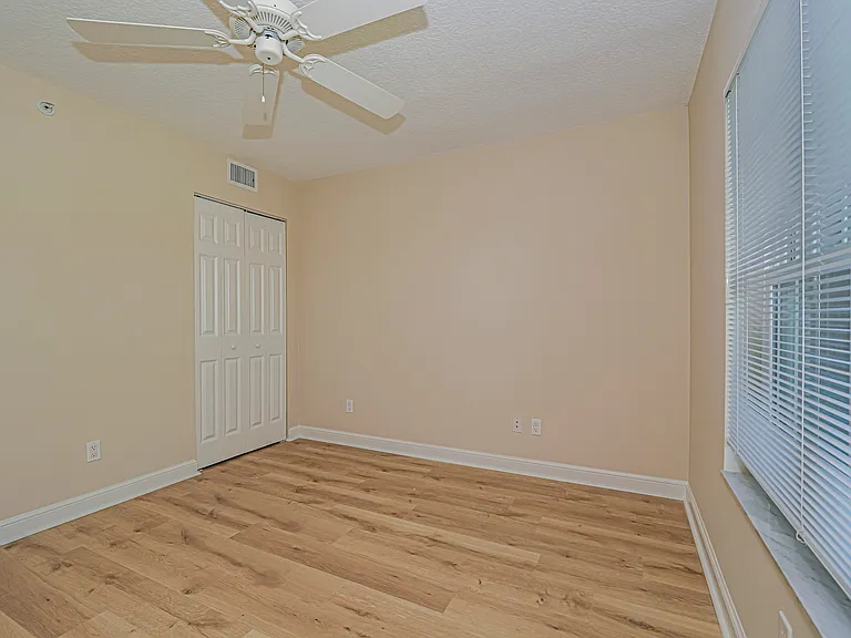 2700 Ocean Dr #208S — Photo 28