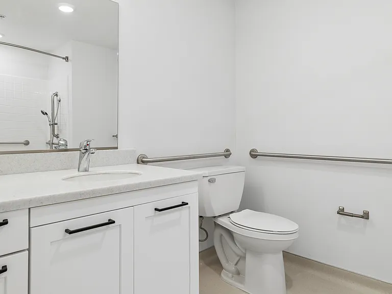 Mesa Vista Apartments — Photo 12