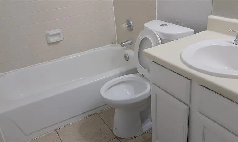 7718 W Gulf Bank Rd — Photo 4