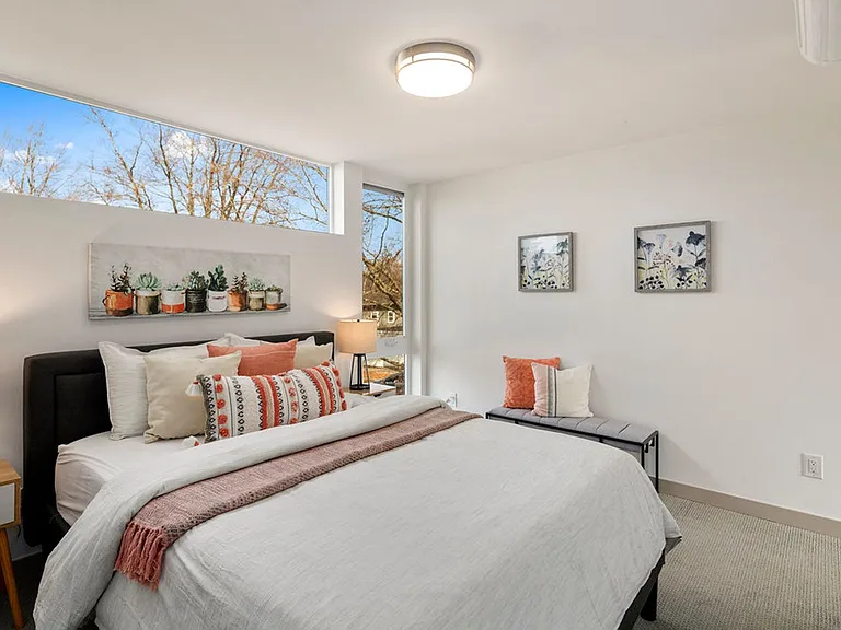 3415 Beacon Ave S #B — Photo 17