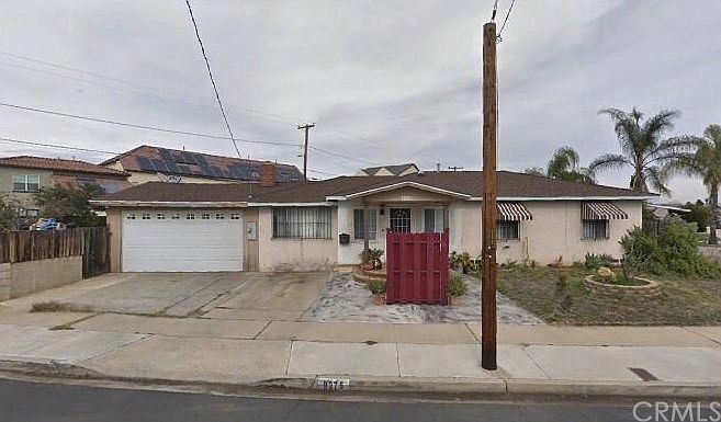 1st image of 8275-77 Larkdale Ave