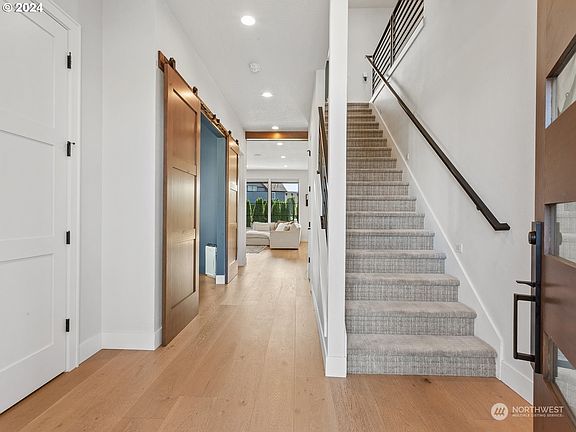 2nd image of 2807 NE 171st Avenue