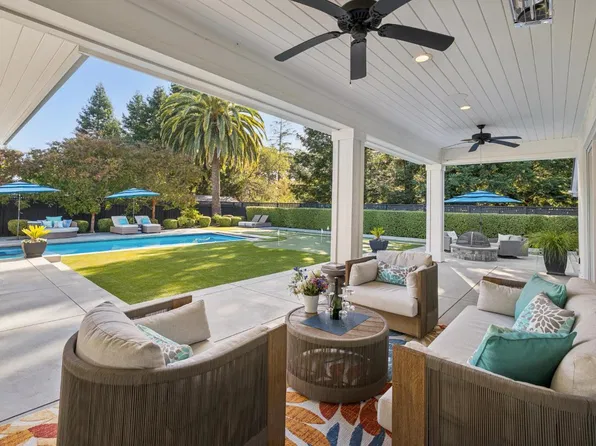 75 Fairway Drive, Novato, CA 94949