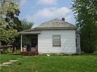 211 E 2nd Ave, Garnett, KS 66032
