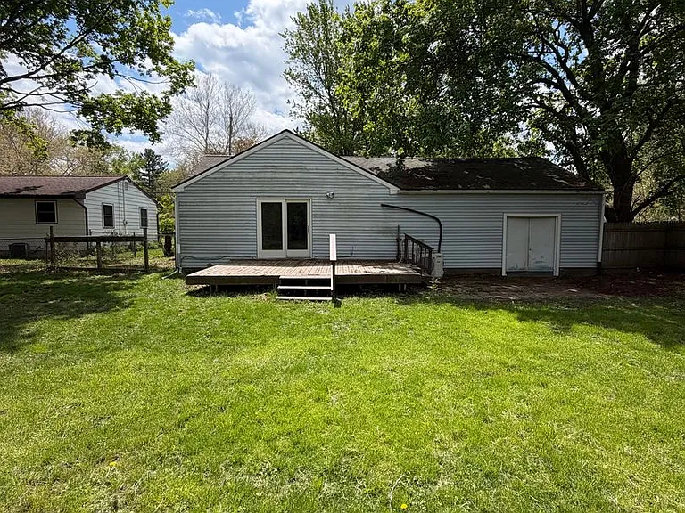 600 Dadson Dr — Photo 37