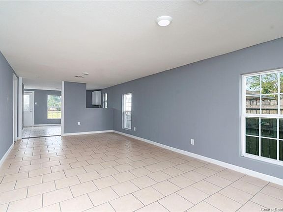 3rd image of 2620 Hodges St