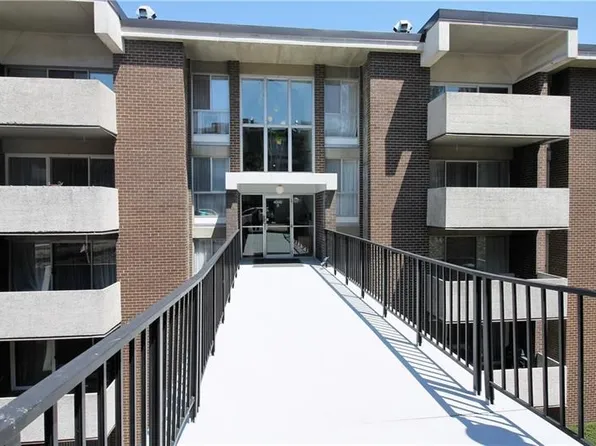 4108 Charlemagne Cir, Pittsburgh, PA 15237