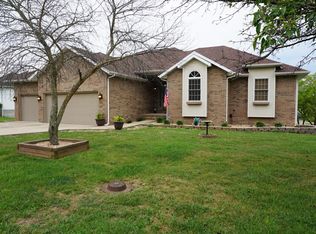 2707 N 31st St, Ozark, MO 65721