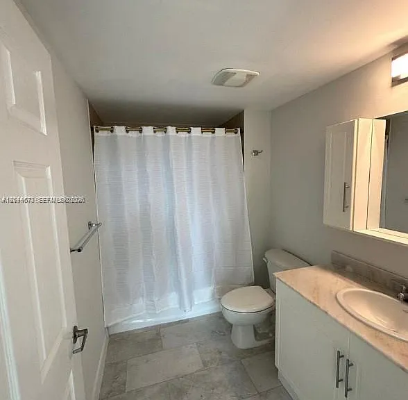 275 NE 18th St #1406 — Photo 9