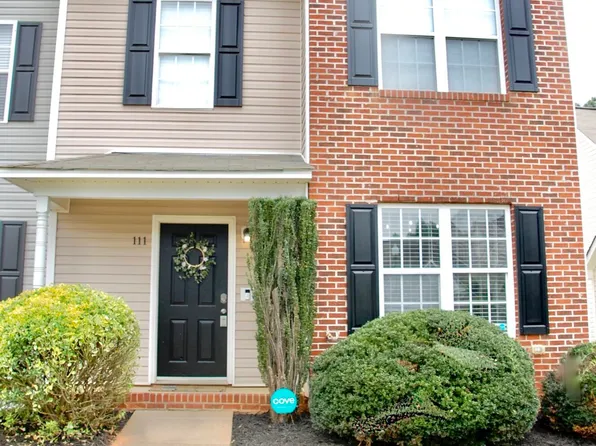 111 Blackthorne Ct, Clayton, NC 27520