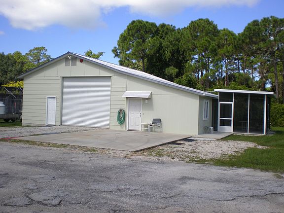 2nd image of 351 Artists Ave