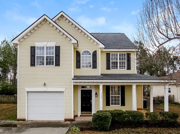 224 Stansbury Ln, Clayton, NC 27527