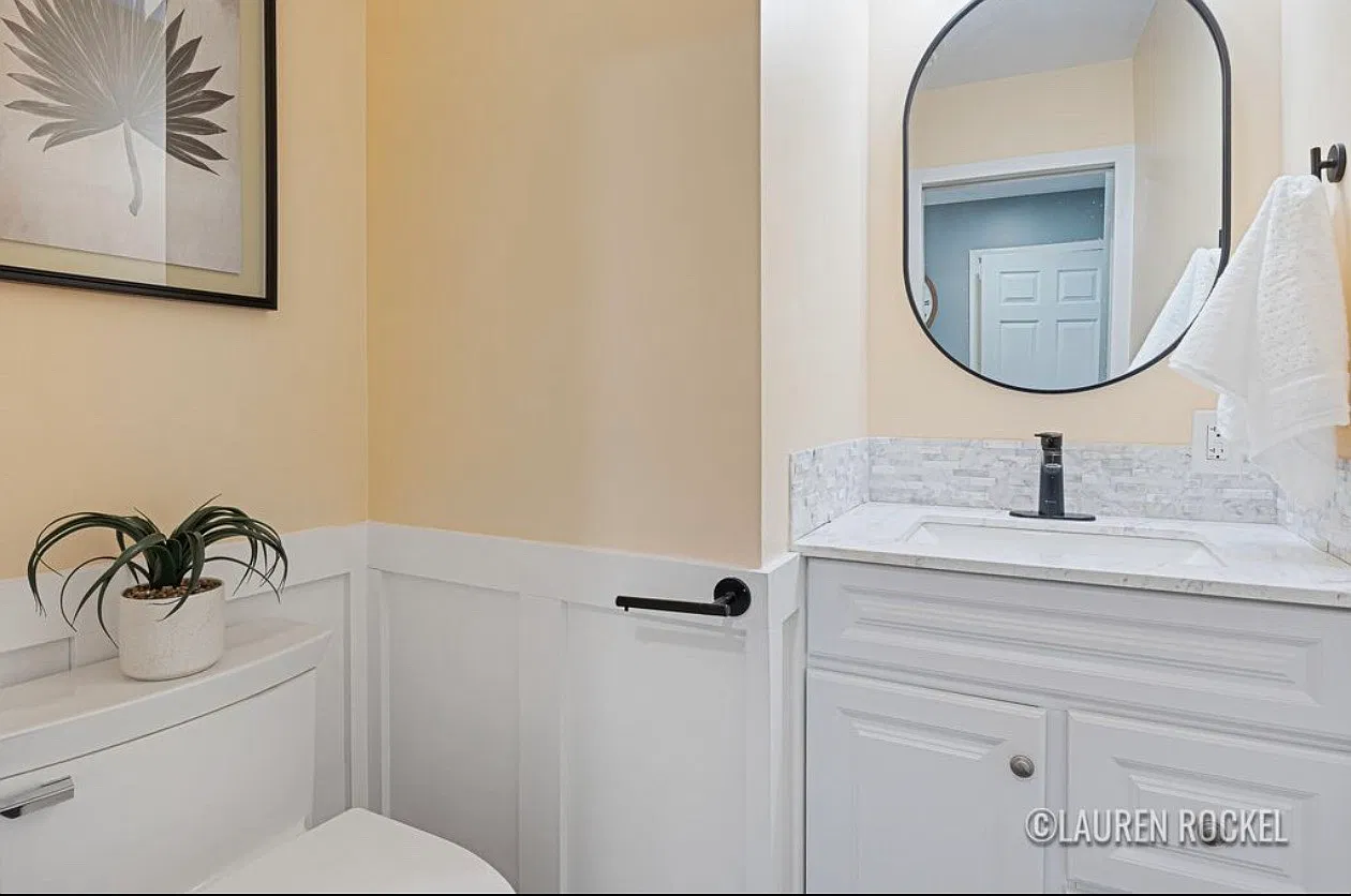 4 bed, 2600 sqft, $3,300 — Photo 4