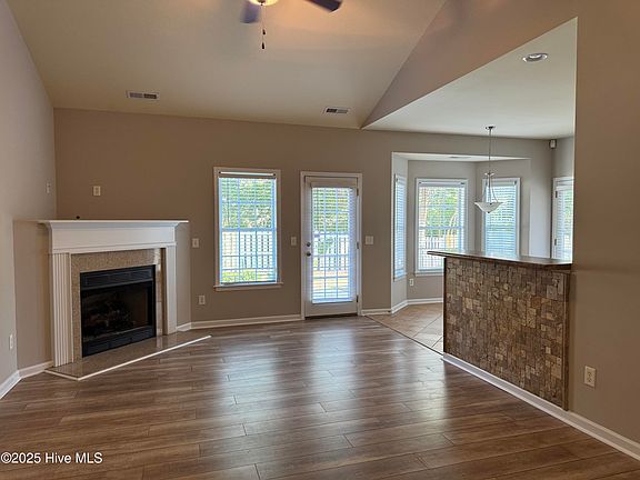 5th image of 350 Hanna Drive
