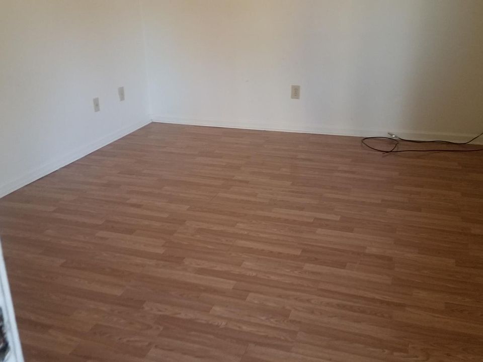 1st image of 6056 Camellia Dr APT B